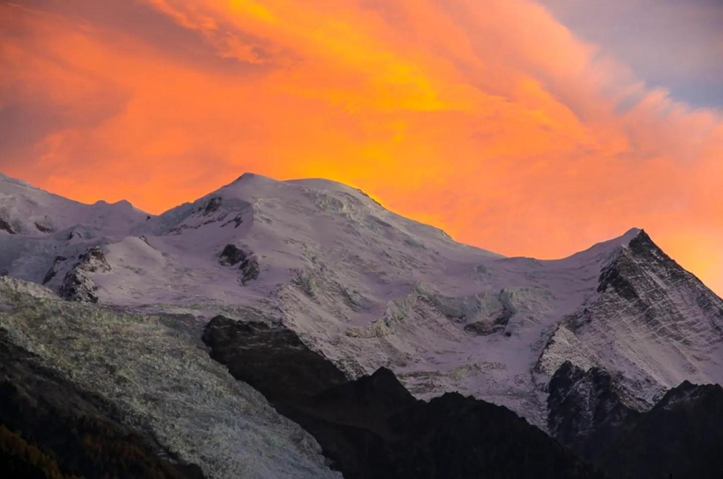 Vue Brevent Sublime En Centre Ville Avec Parking Prive Chamonix ภายนอก รูปภาพ